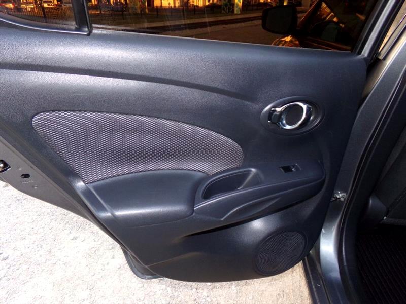 Nissan Versa 1.6 SV Sedan 2019 Nissan Versa 1.6 SV Sedan 2019