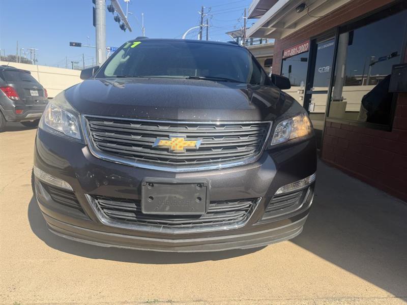 Chevrolet Traverse LS FWD w/PDC 2017