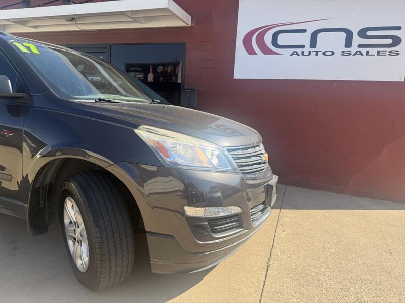 Chevrolet Traverse LS FWD w/PDC 2017