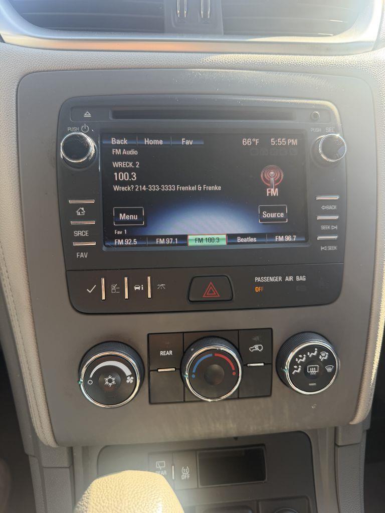 Chevrolet Traverse LS FWD w/PDC 2017