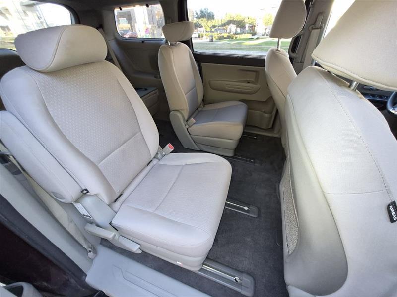 Kia Sedona LX 2016