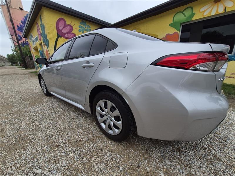 Toyota Corolla LE 2021