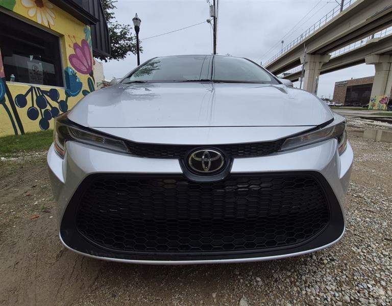 Toyota Corolla LE 2021