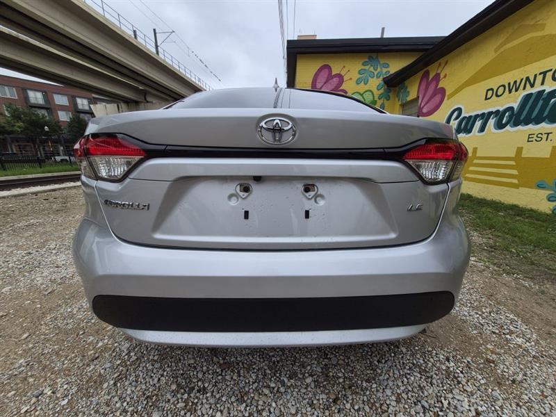 Toyota Corolla LE 2021