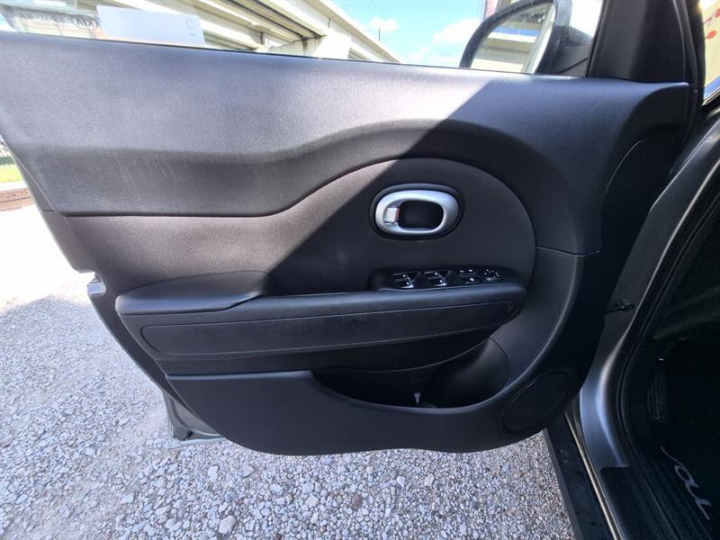 Kia Soul Base 6A 2019