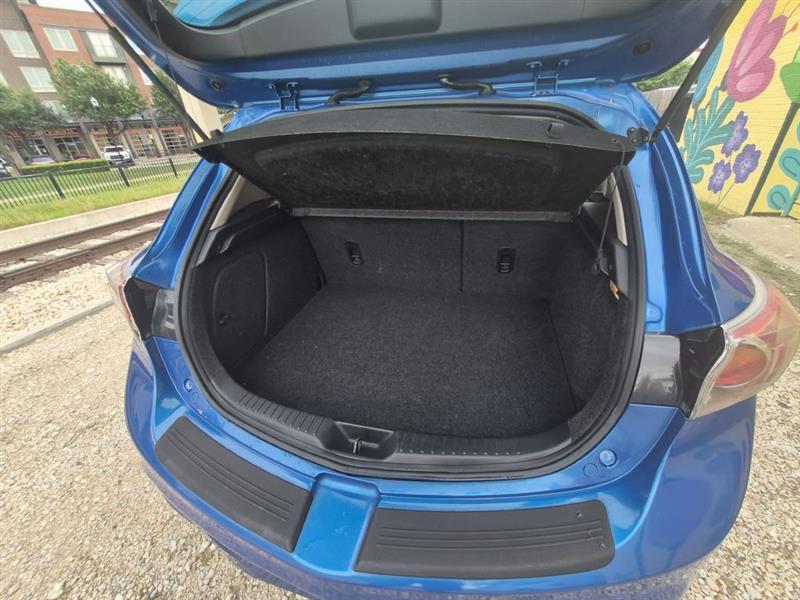 Mazda MAZDA3 I Grand Touring 5-Door 2012