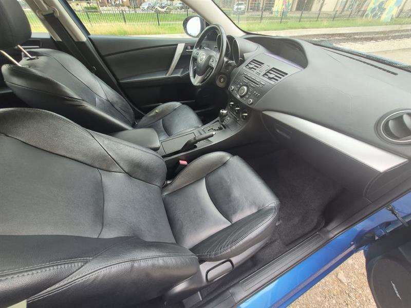 Mazda MAZDA3 I Grand Touring 5-Door 2012