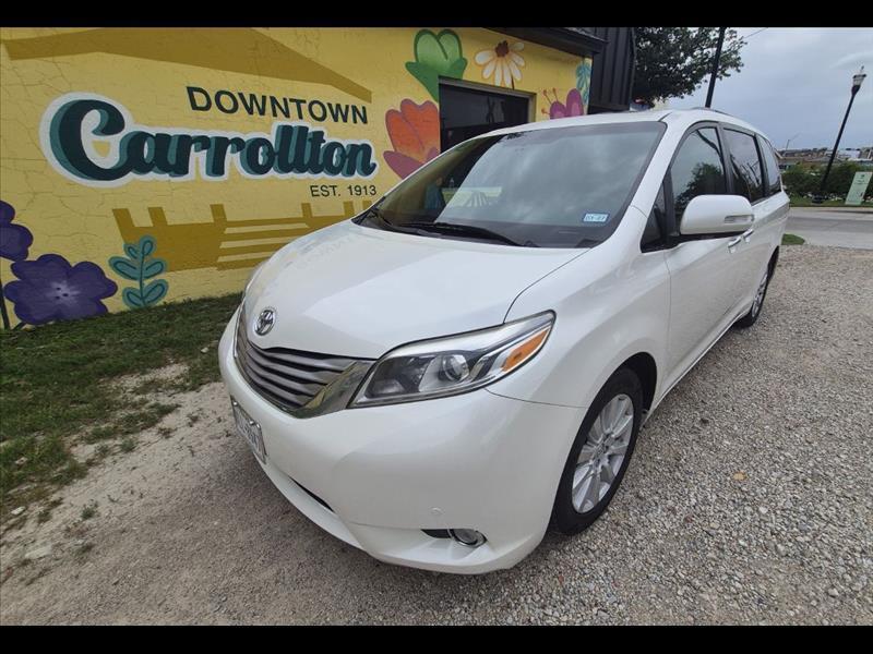 Toyota Sienna Limited Premium 7-Passenger 2017