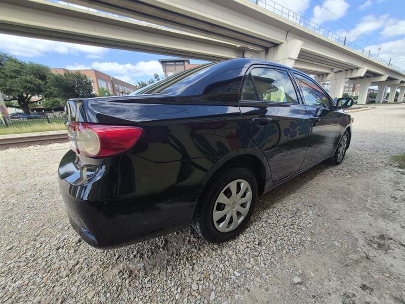 Toyota Corolla S 5-Speed MT 2012