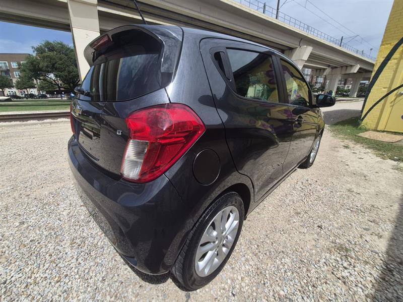 Chevrolet Spark 1LT CVT 2021