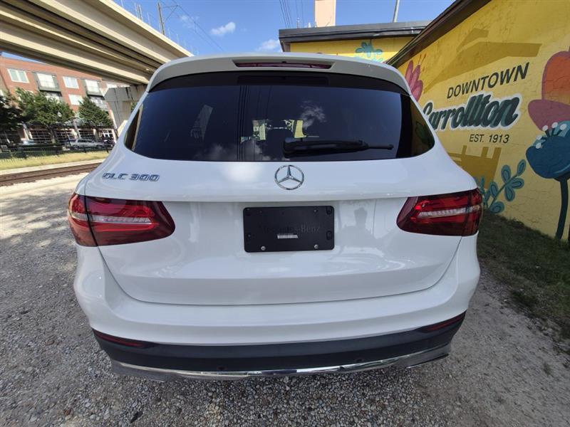 Mercedes-Benz GLC-Class GLC300 2018