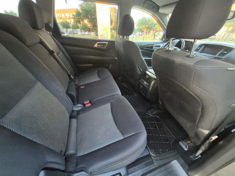 Nissan Pathfinder S 2WD 2019