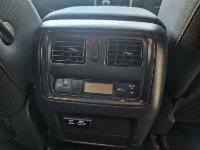 Nissan Pathfinder S 2WD 2019