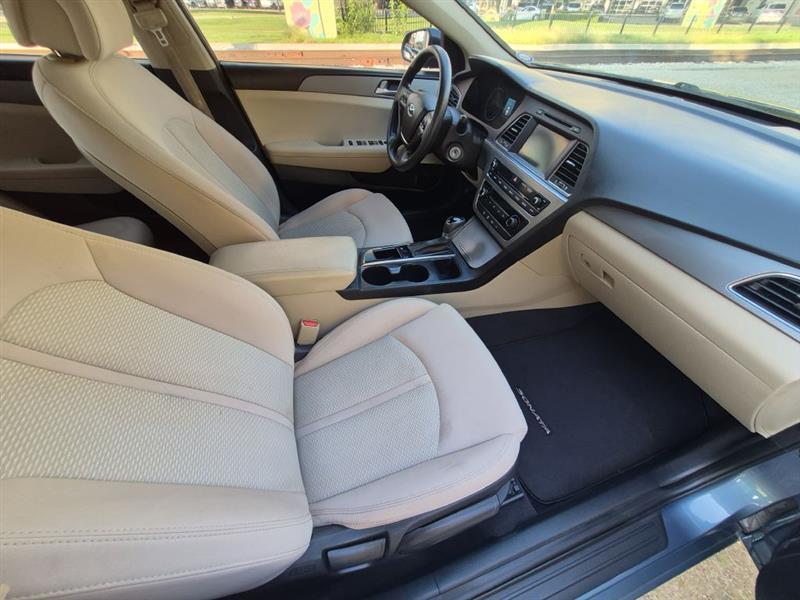 Hyundai Sonata SE 2017