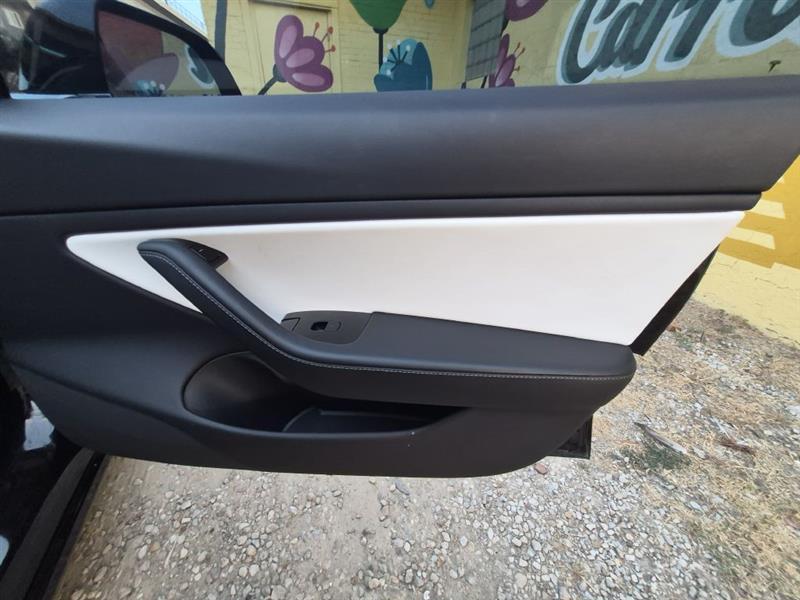 Tesla Model 3 Mid Range 2019