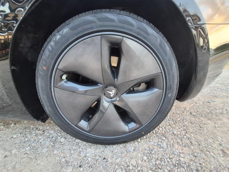 Tesla Model 3 Mid Range 2019