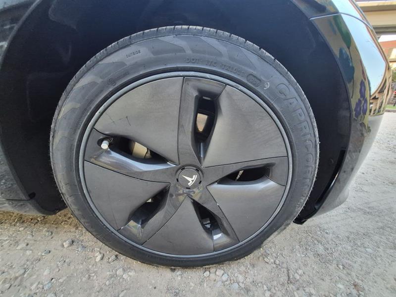 Tesla Model 3 Mid Range 2019