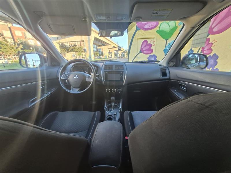 Mitsubishi Outlander Sport SE 2WD 2014