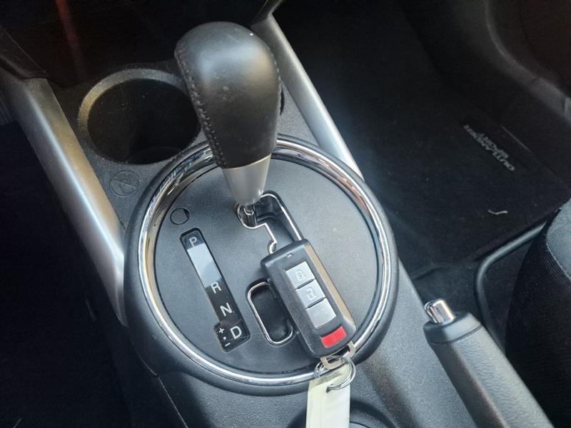 Mitsubishi Outlander Sport SE 2WD 2014