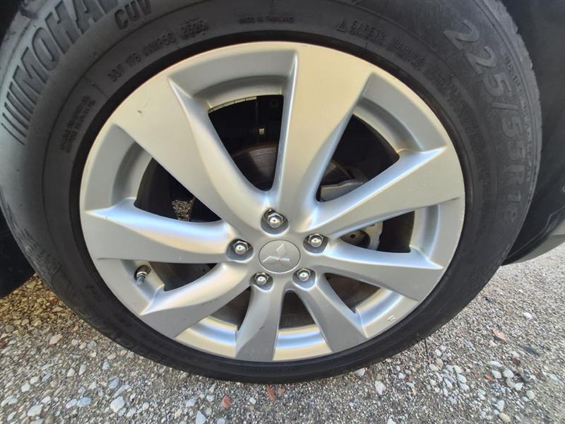 Mitsubishi Outlander Sport SE 2WD 2014