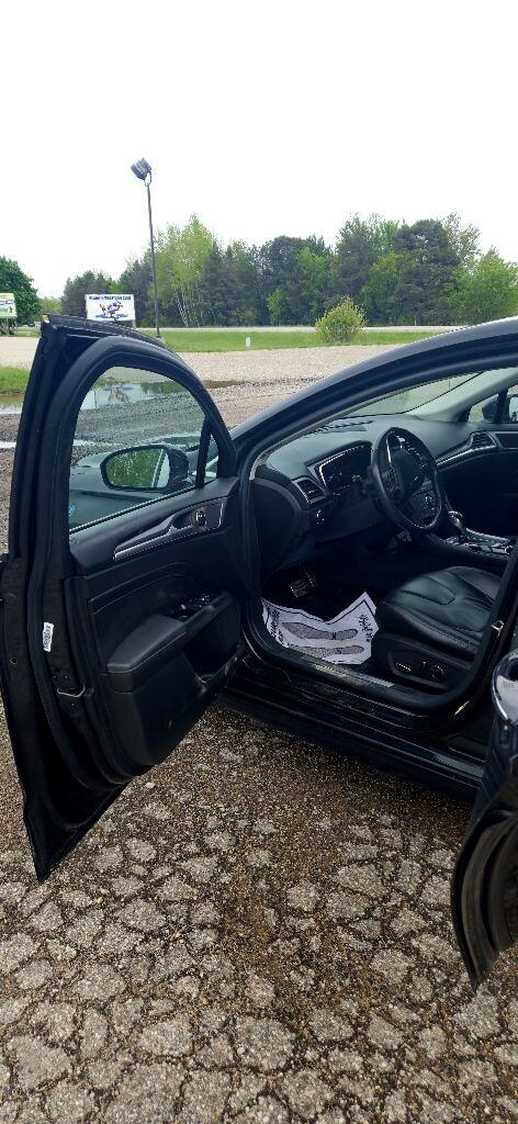 Ford Fusion Titanium AWD 2013