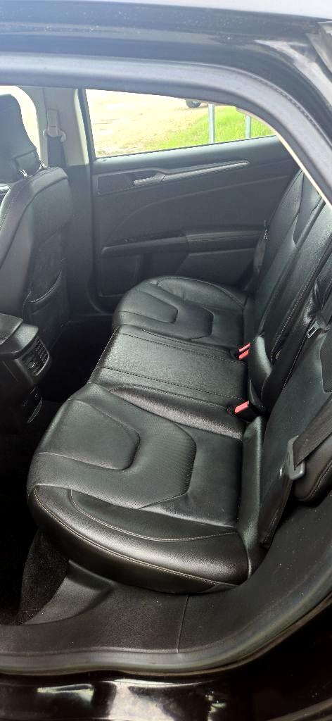 Ford Fusion Titanium AWD 2013