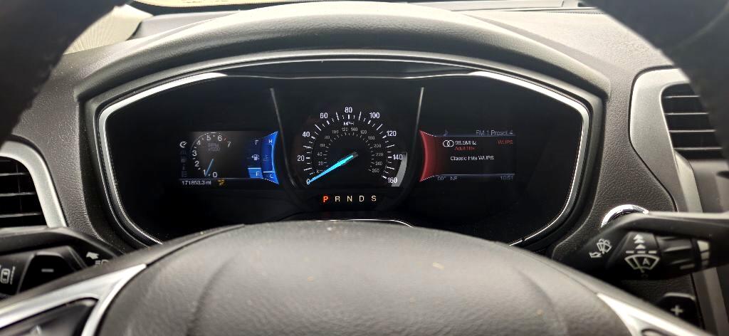 Ford Fusion Titanium AWD 2013