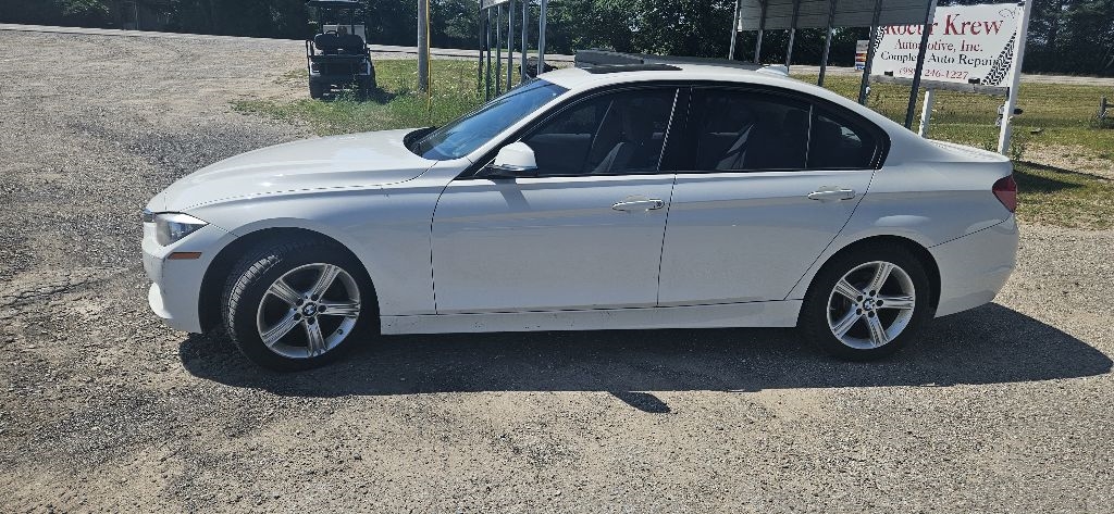 BMW 3-Series 328i xDrive Sedan 2014
