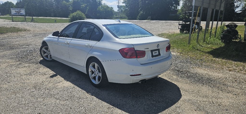 BMW 3-Series 328i xDrive Sedan 2014