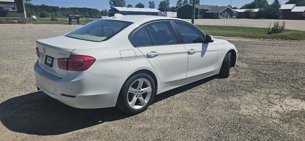 BMW 3-Series 328i xDrive Sedan 2014