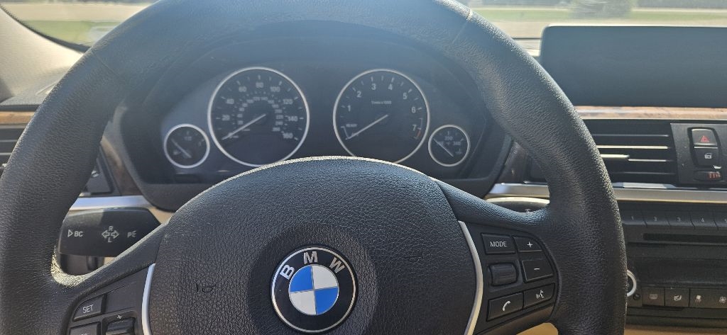 BMW 3-Series 328i xDrive Sedan 2014