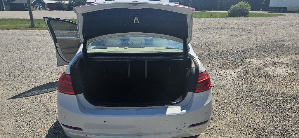 BMW 3-Series 328i xDrive Sedan 2014