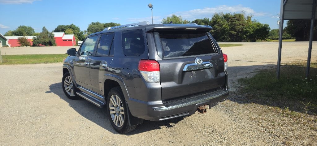 Toyota 4Runner SR5 4WD 2011