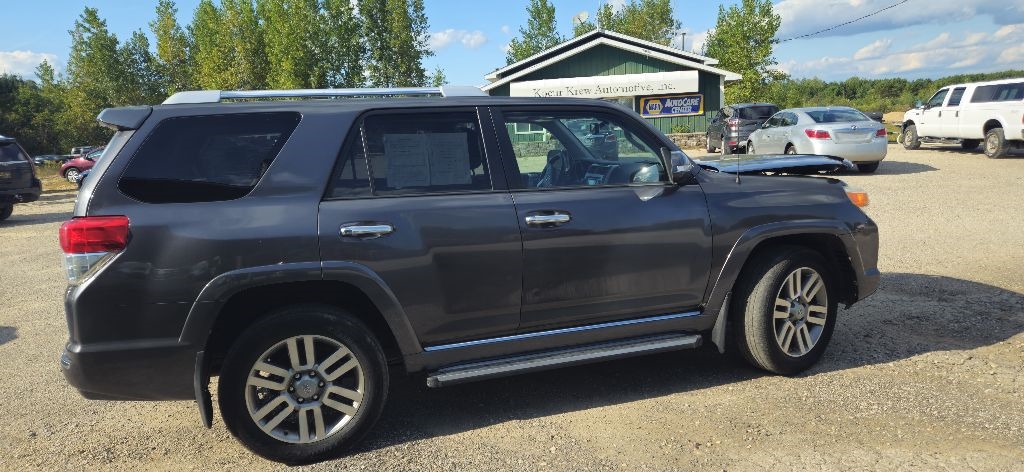 Toyota 4Runner SR5 4WD 2011