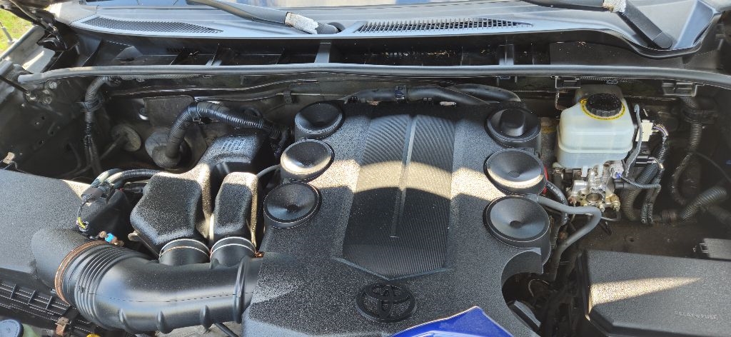 Toyota 4Runner SR5 4WD 2011