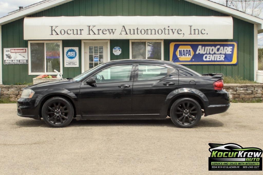 2014 Dodge Avenger SE's photo