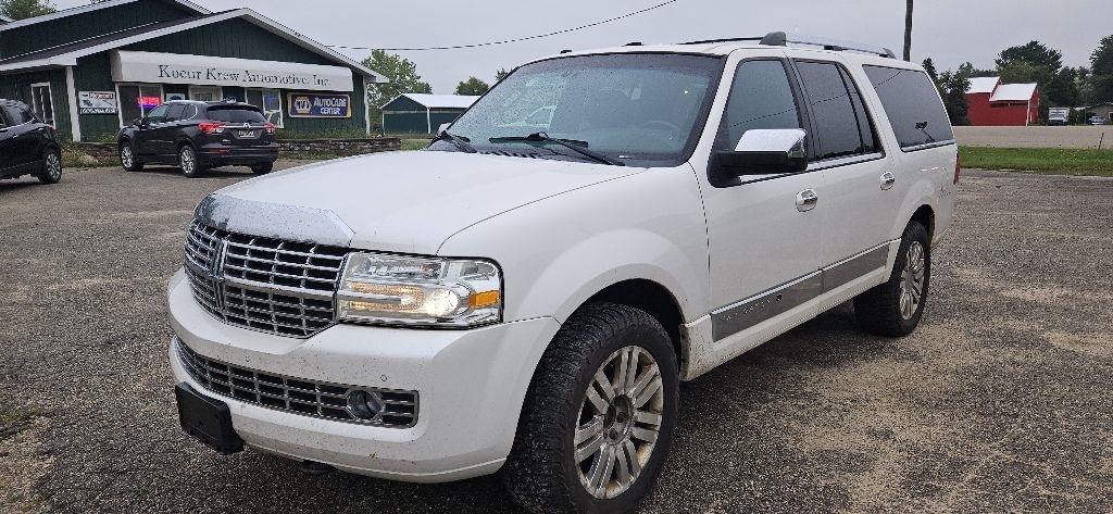 2011 Lincoln Navigator L 4WD