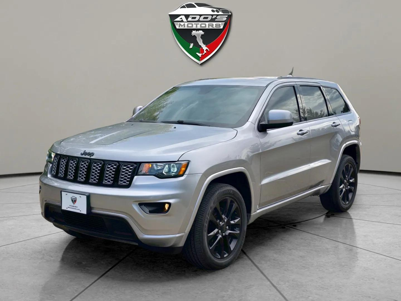 2021 Jeep Grand Cherokee LAREDO E