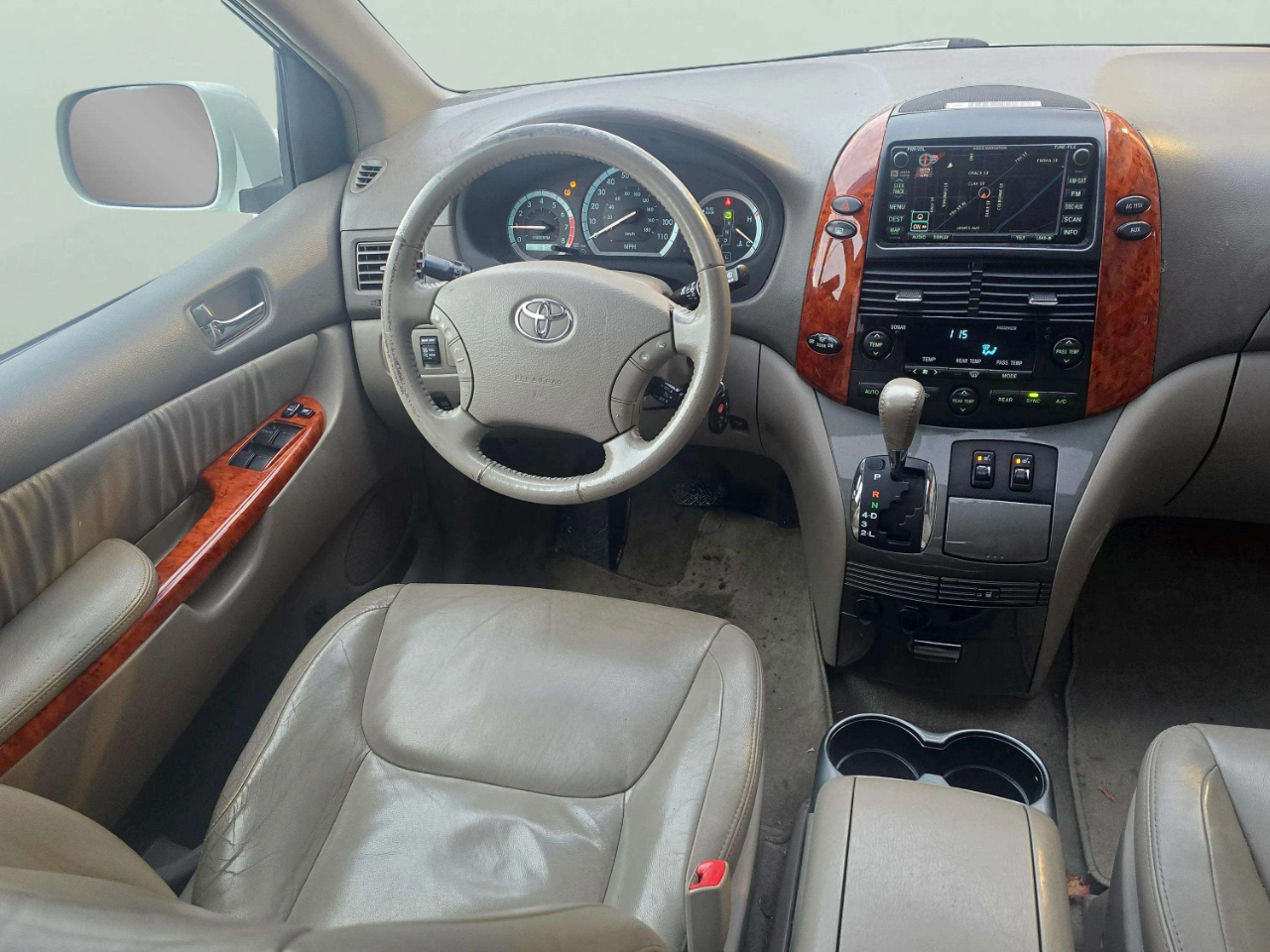 Toyota Sienna  2009