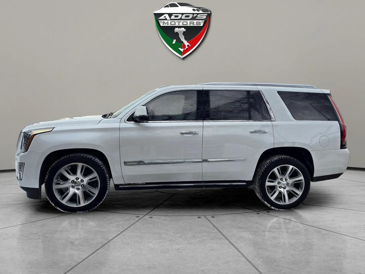 Cadillac Escalade  2016