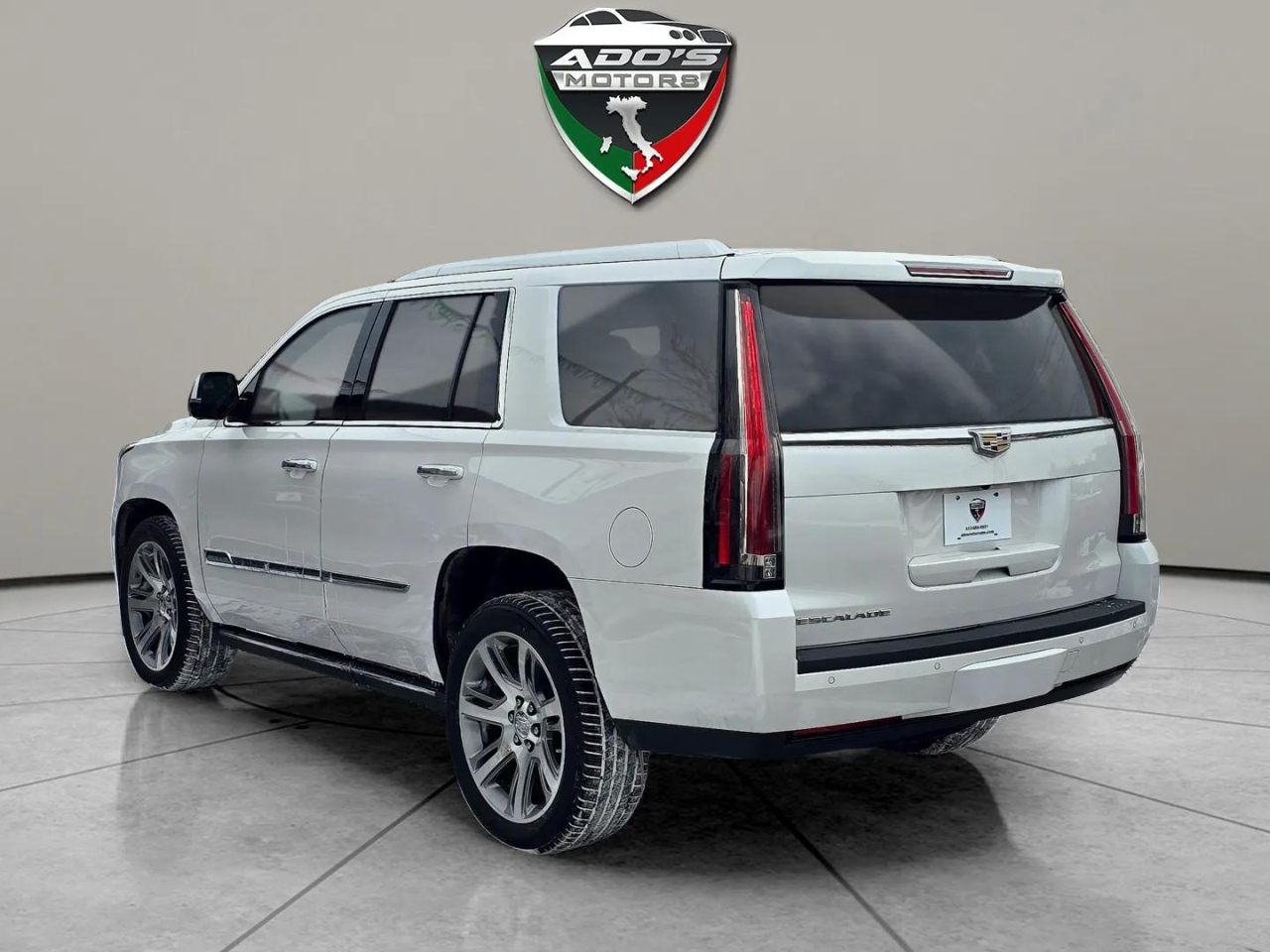 Cadillac Escalade  2016