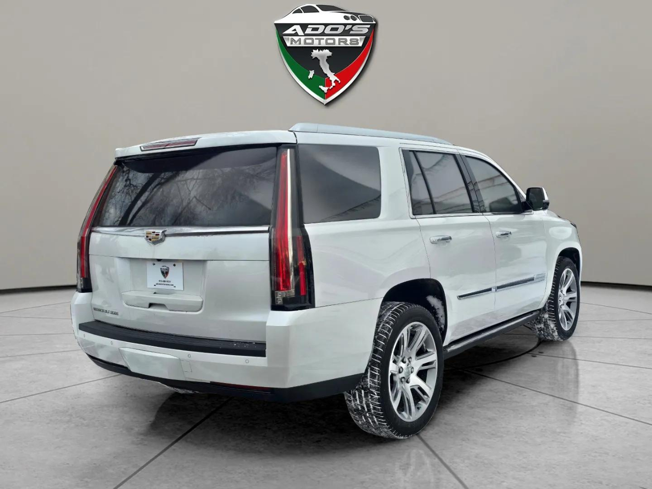 Cadillac Escalade  2016