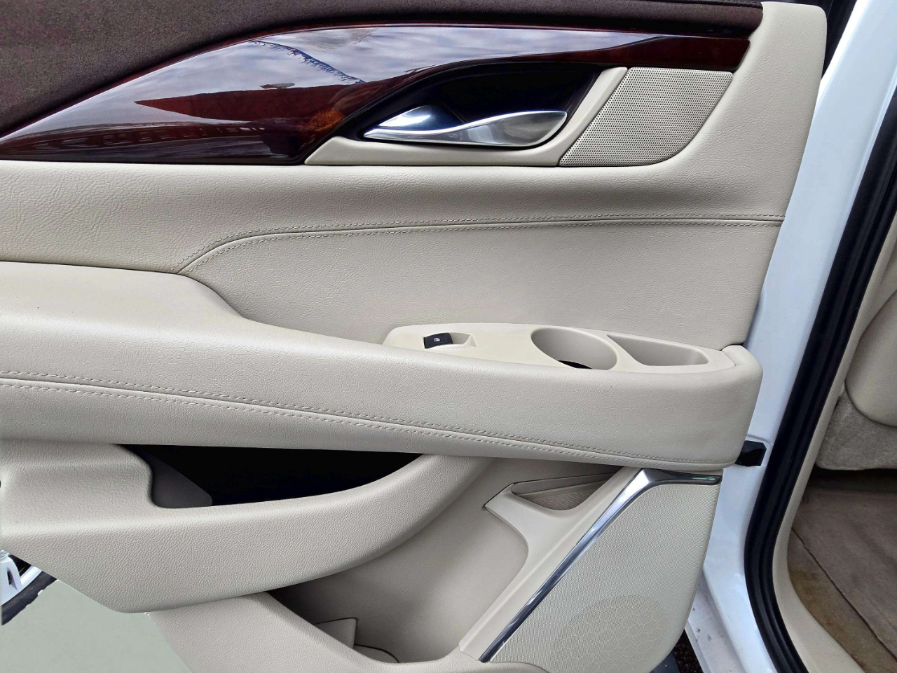 Cadillac Escalade  2016