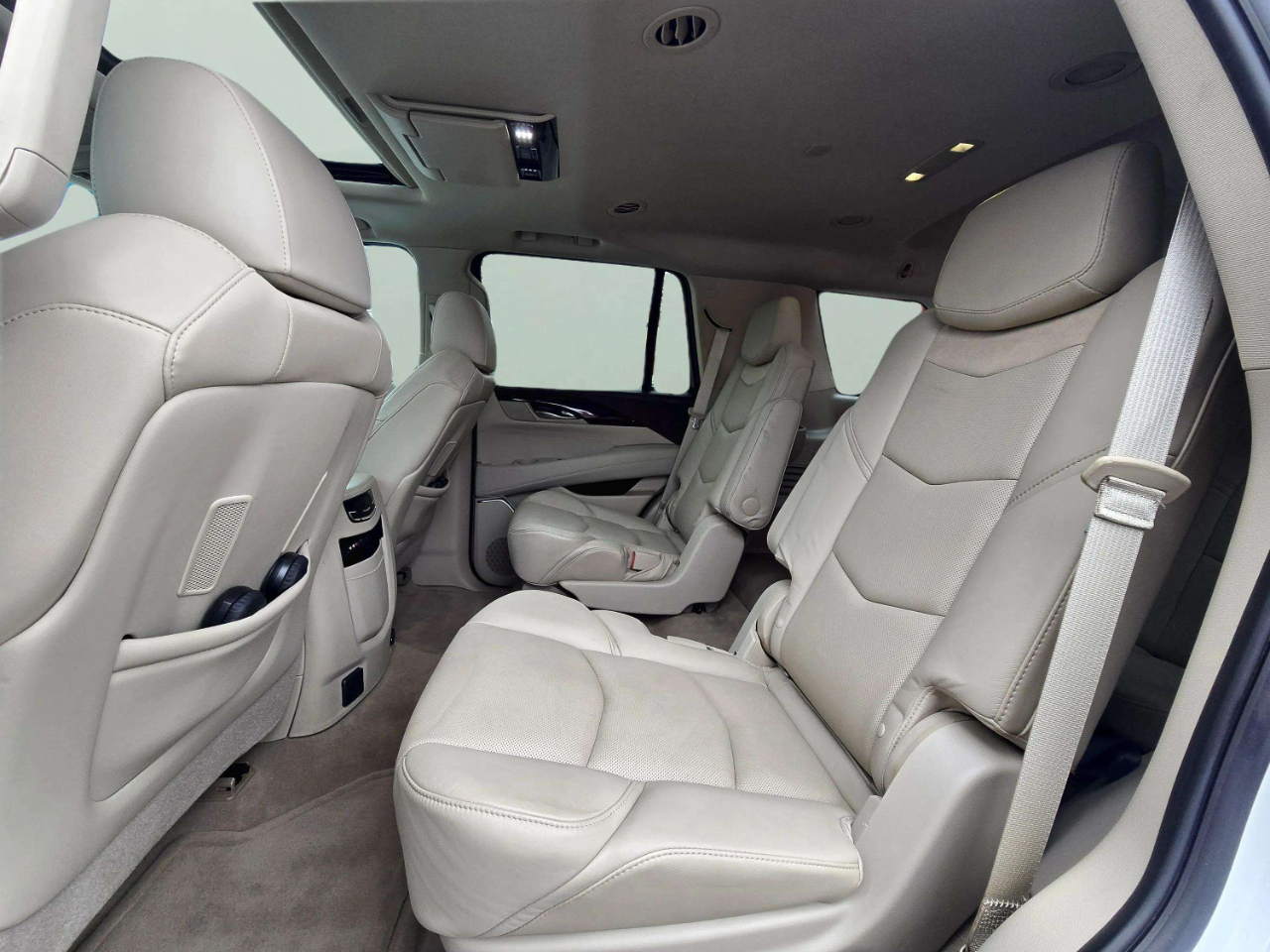 Cadillac Escalade  2016