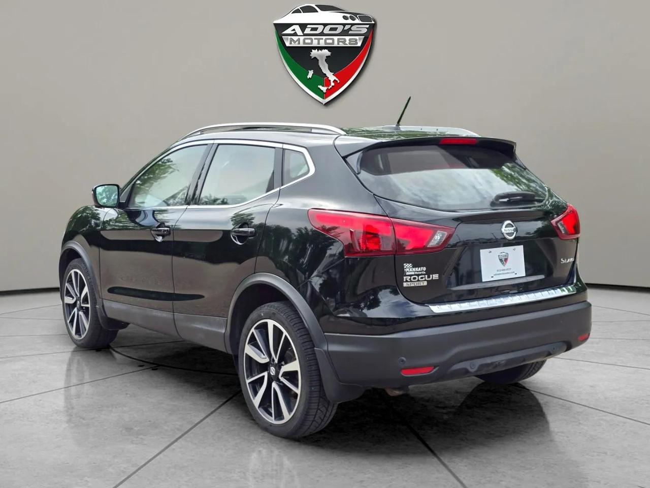Nissan Rogue Sport  2019