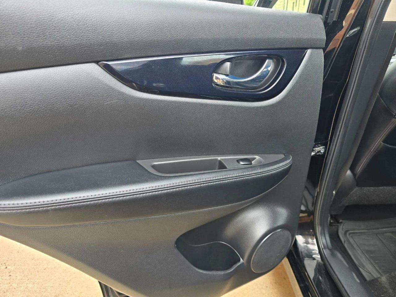 Nissan Rogue Sport  2019