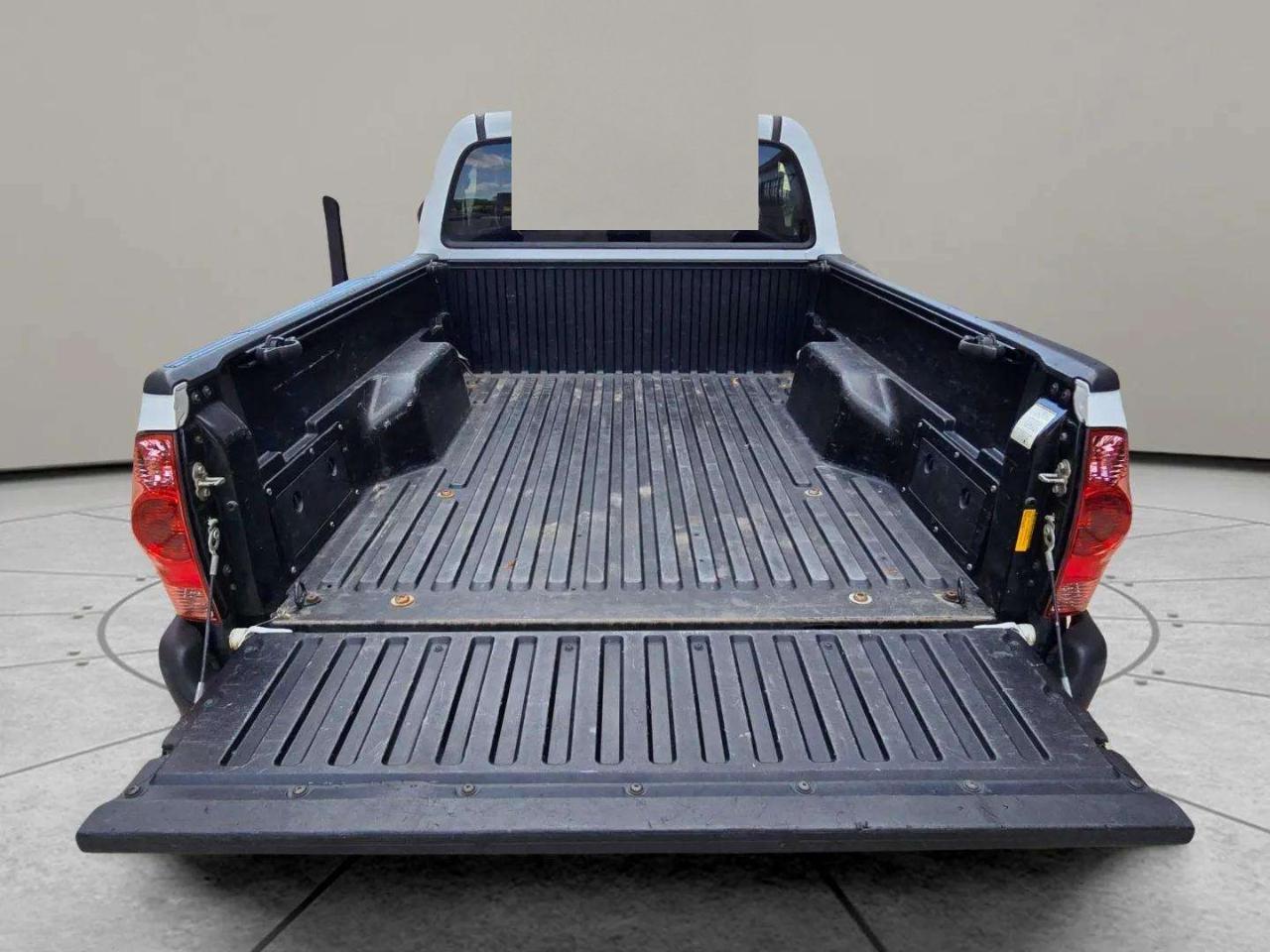 Toyota Tacoma  2013