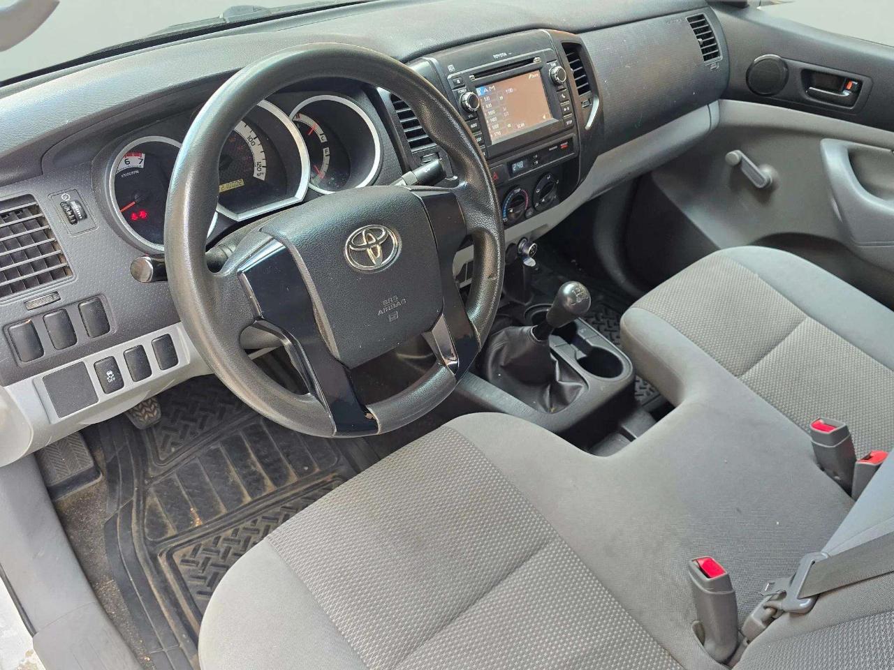 Toyota Tacoma  2013