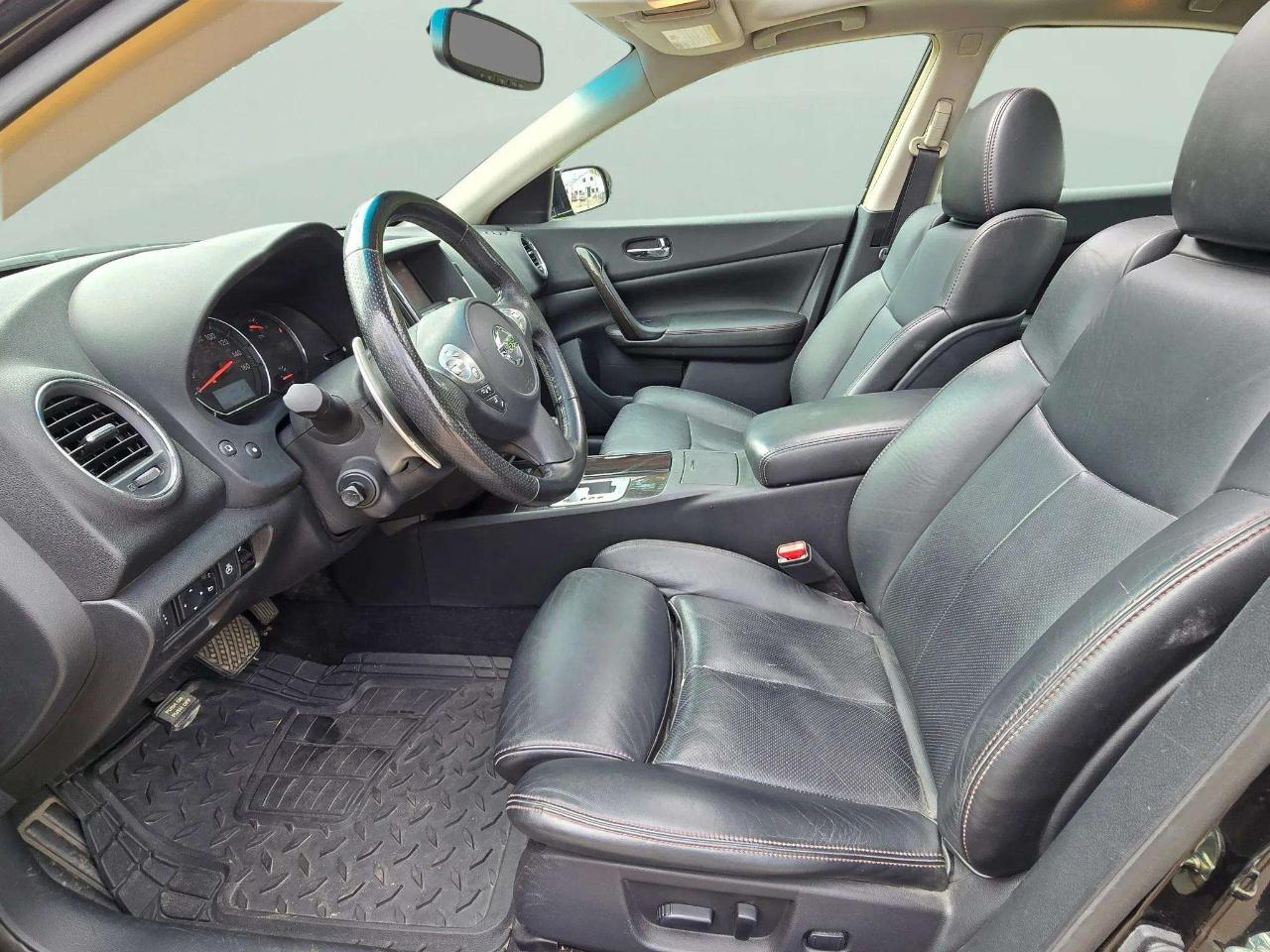 Nissan Maxima  2014