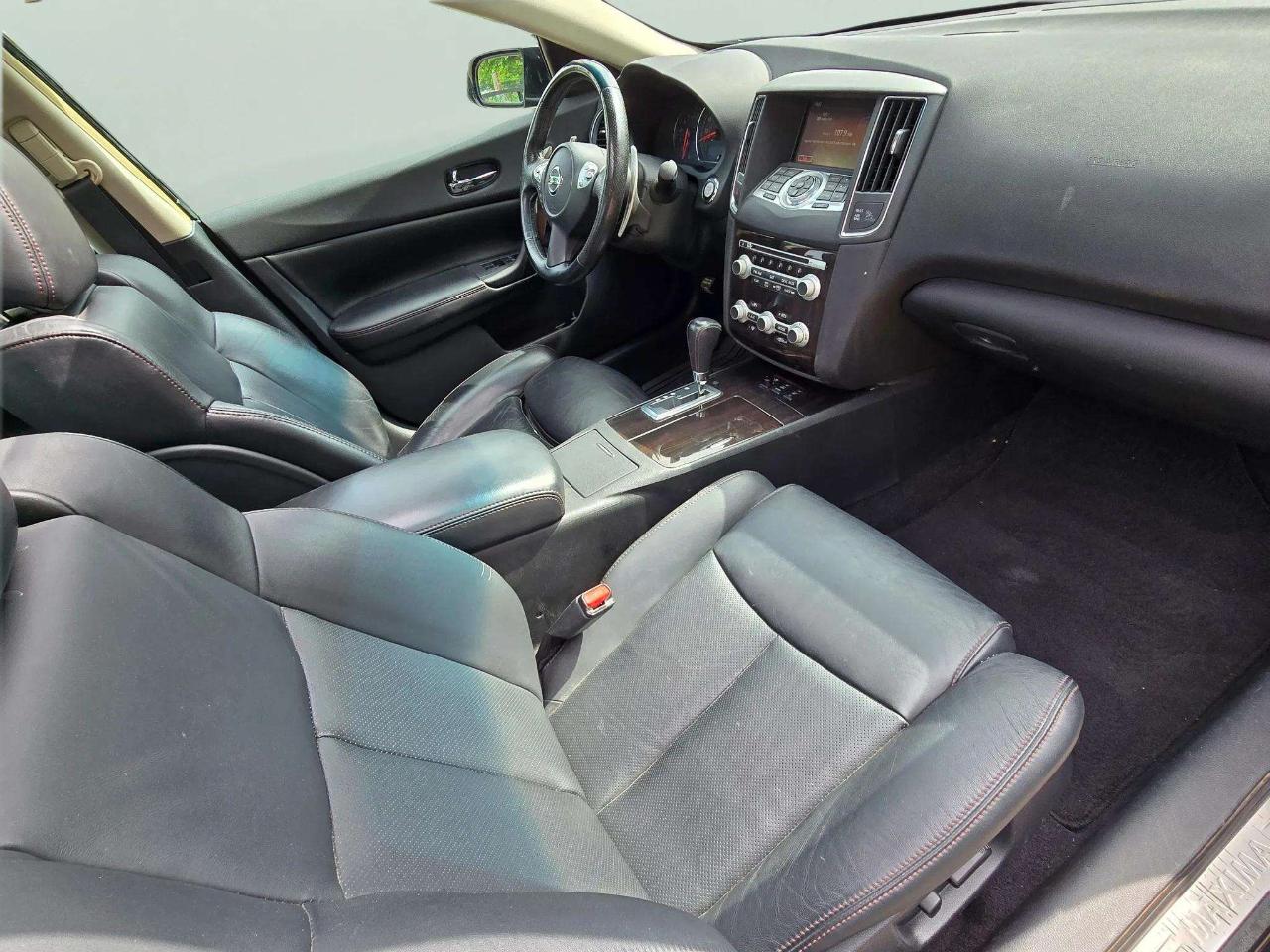 Nissan Maxima  2014